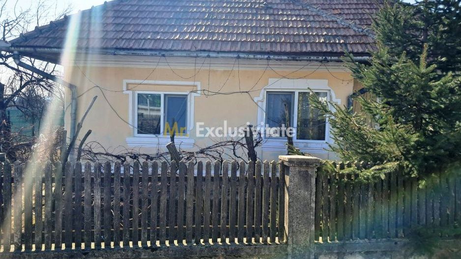 Casă și teren Polovragi - Poză 1
