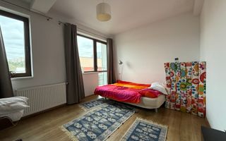 Casa insiruita deosebita cu 5 camere in cartierul Sopor - Poză 8