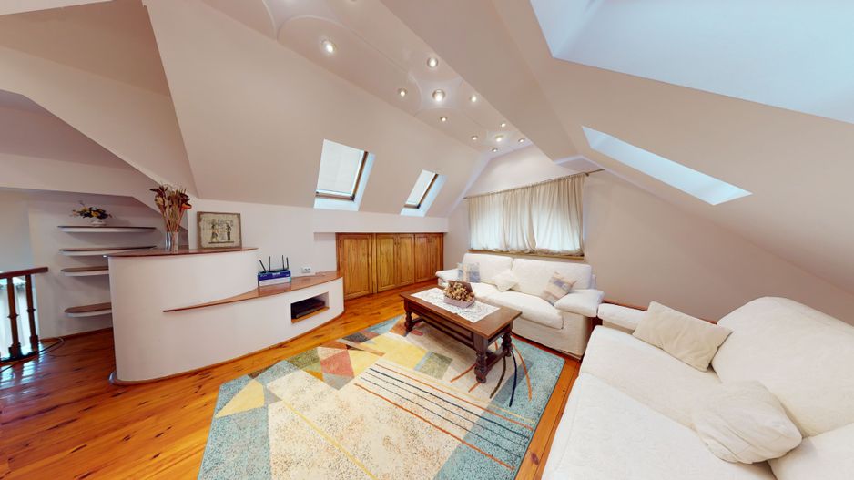 Casa individuala - 7 camere, 278 mp utili - Strand - Poză 3