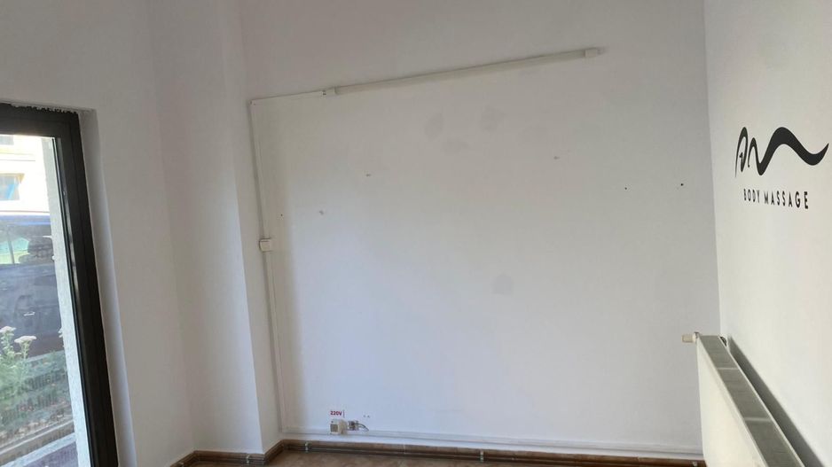 Inchiriere spatiu pentru birouri, Salon - Frizerie, etc., Craiovei - Poză 6