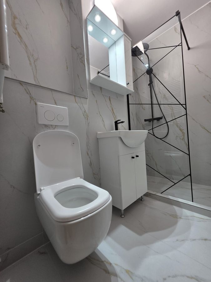 GARSONIERA IANCULUI - BLOC REABILITAT, PRIMA INCHIRIERE, MODERN - Poză 12