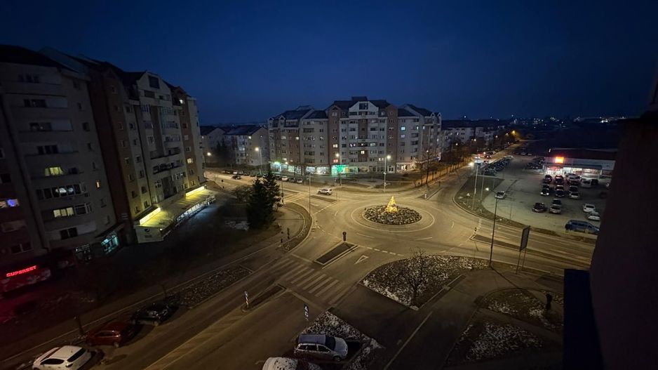 Apartament 3 camere decomandat 74 M² utili zona Lenin Nicolae Iorga - Poză 10