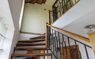 Vilă cu vedere panoramică în Breaza – Ideală pentru vacanță sau investiție - Poză 8