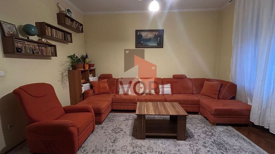 1 camera | centrala proprie | investitie | zona excelenta | - Poză 1