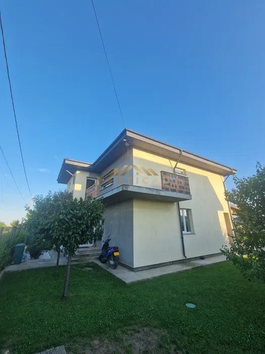 Casă P+1+Pod de vânzare  | 145 mp utili | Teren amenajat | Berceni - Poză 2
