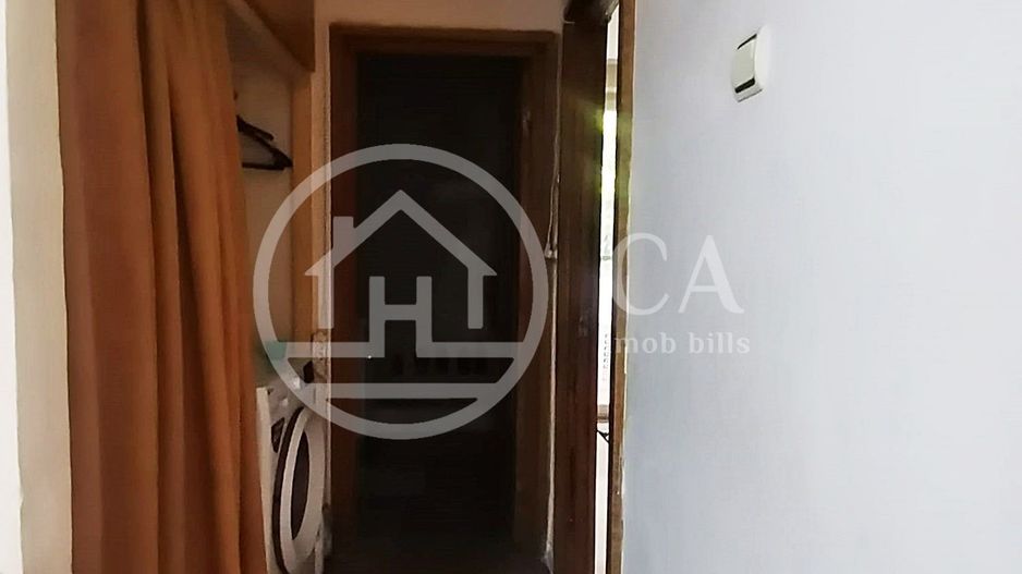 Apartament de vânzare cu 4 camere în zona Iosia, Oradea - Poză 15