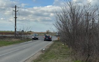 Teren cu acces din 2 drumuri principale DN si DJ Comision 0 - Poză 2