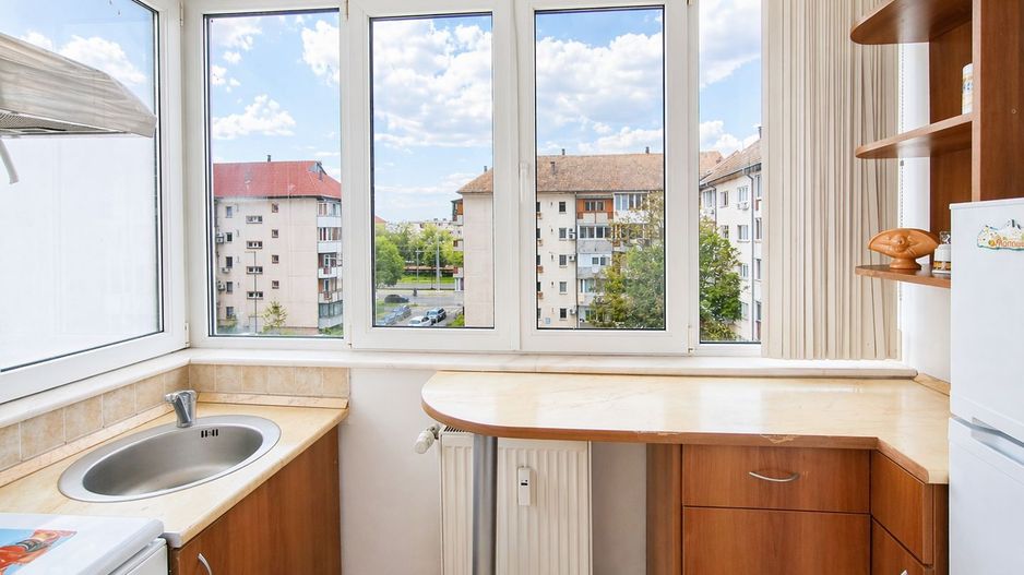 Apartament langa Facultate, 2 camere, Micalaca zona 300 - Poză 6