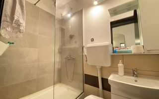Apartament 3 camere decomandat cu balcon si parcare, zona Gruia - Poză 6