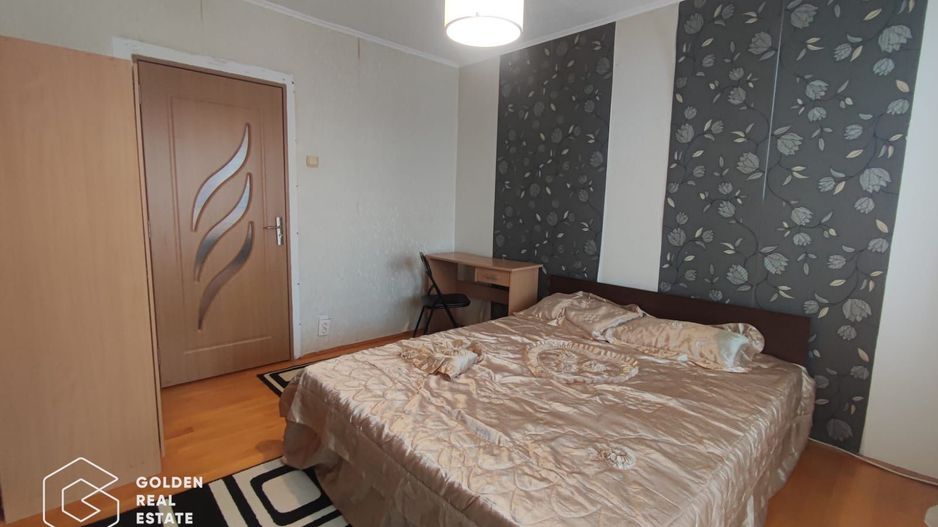 Apartament 3 camere, bine pozitionat in cartier, zona Vlaicu - Poză 1