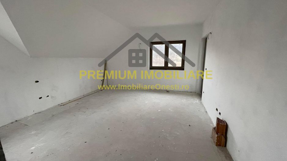 Vila de Vanzare Onesti - Zona de sus - Poză 7