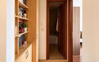 Apartament de vanzare in Oradea, strada Sovata, cu priveliste spre mal - Poză 8
