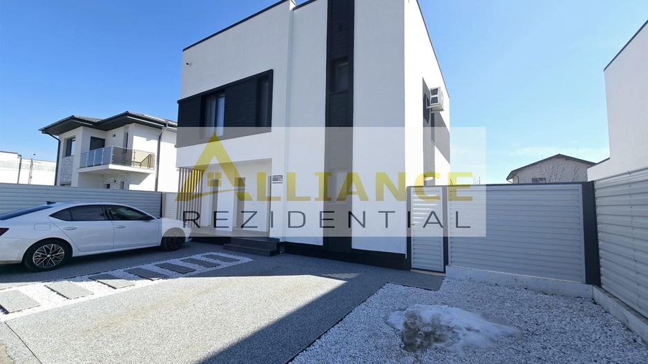 Vila individuala- 4 camere- beci- cartierul nou - Poză 1