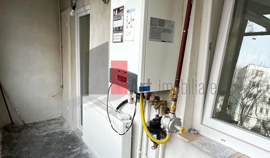 Apartament 3 camere metrou Romancierilor,centrala proprie - Poză 7