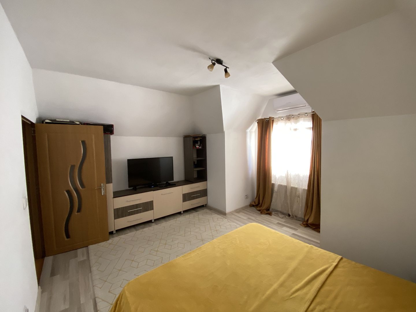 COMISION 0%, CASA INDIVIDUALA, 5 CAMERE, 175 MP, PISCINA, SACALAZ - Poză 17