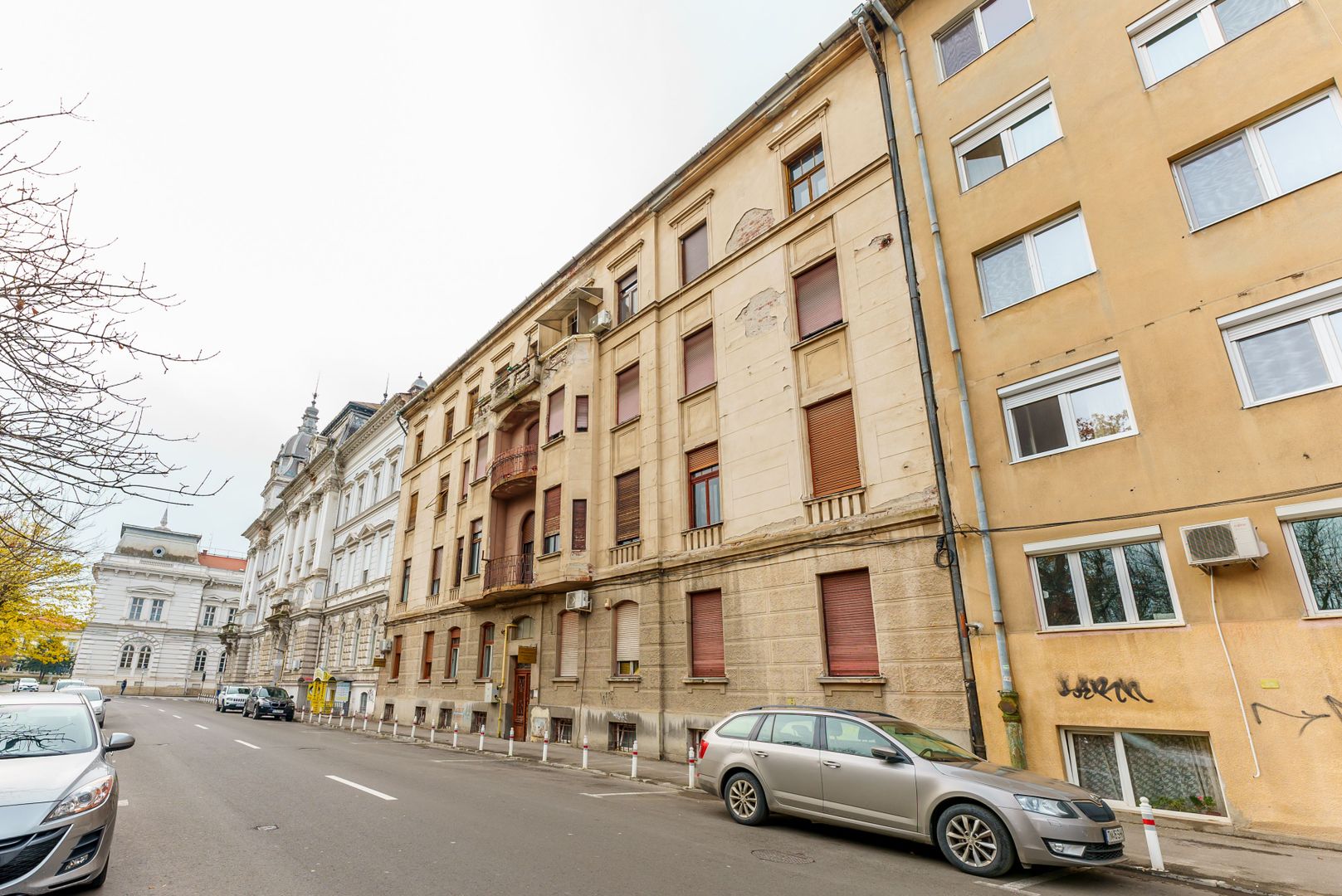 Apartament 3 camere spațios ultracentral, cu vedere la parcul Eminescu - Poză 3