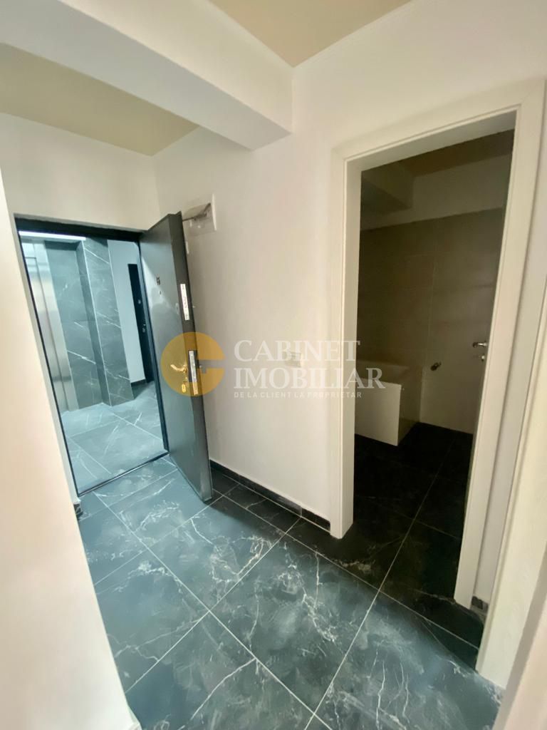 Etaj 1 Apartament 2 Camere Bucium Bloc Nou Intabulat Mutare Rapida - Poză 3