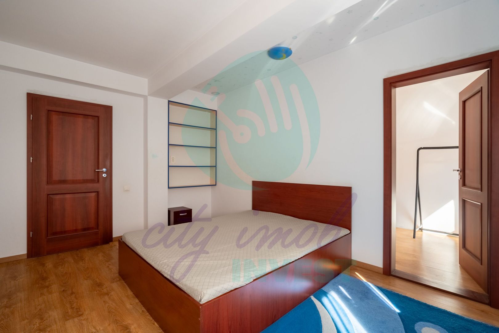 Casa in zona Vitan - Splai, ideala pentru orice tip de activitate sau locuinta - Poză 13