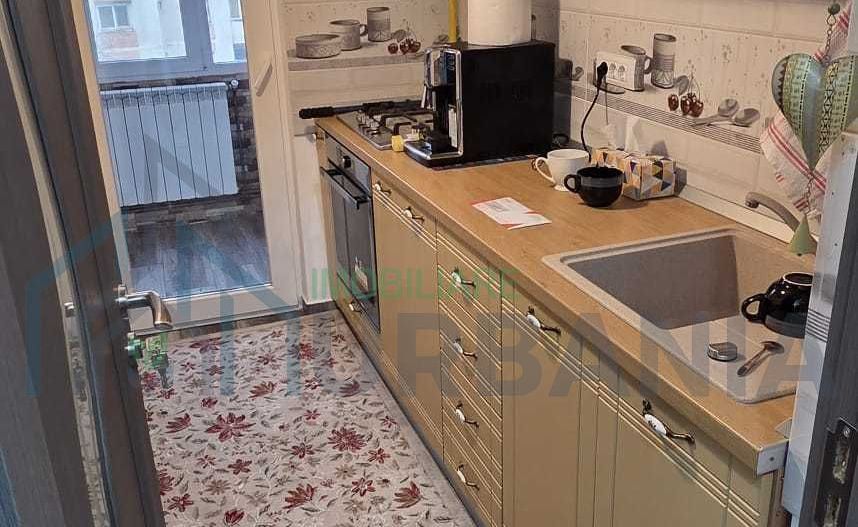 Inchiriez apartament doua camere in cartier Alexandru Cel Bun - Poză 6