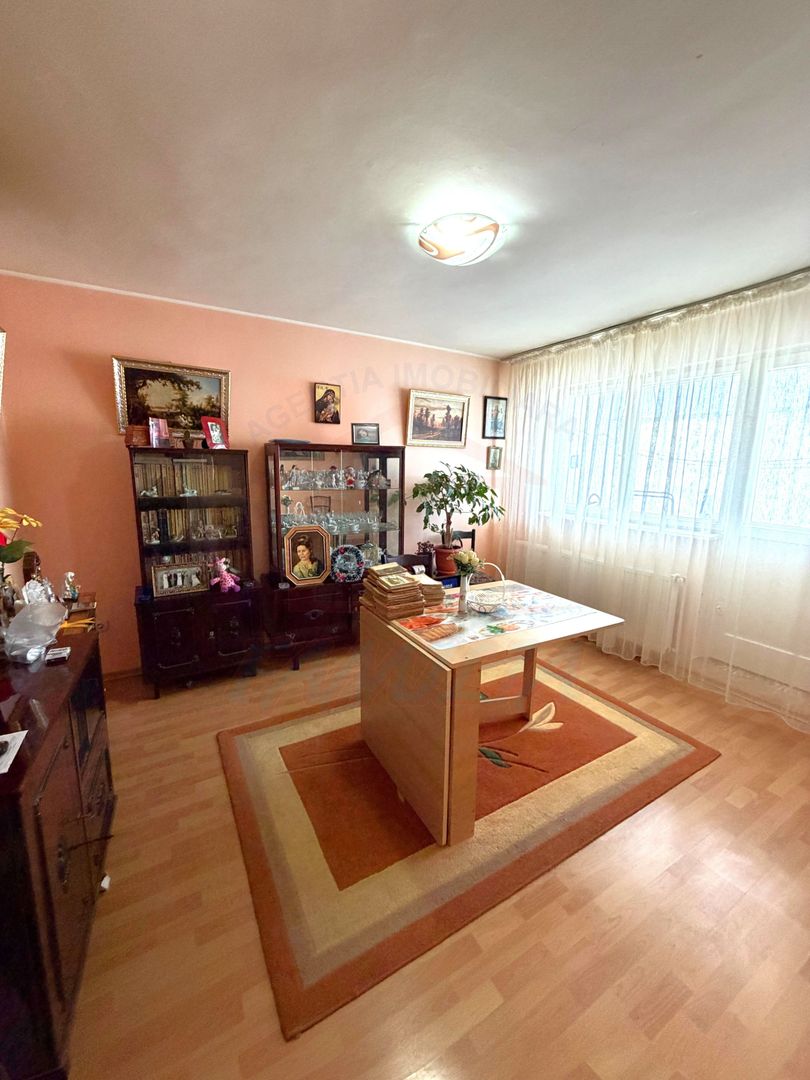 69.500 euro, negociabil,2 camere decomandate, 50mp, etaj 1, Micro19 - Poză 3