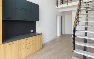 Apartament tip penthouse  partial mobilat , Intabulat,zona Cristian - Poză 4