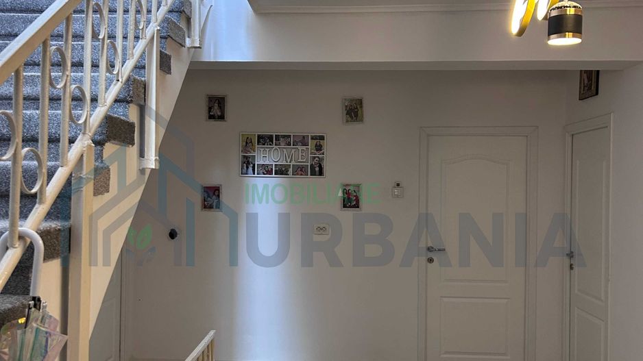 Casă modernă și spațioasă, 6400 mp teren, terase si garaj 389.000 € - Poză 7