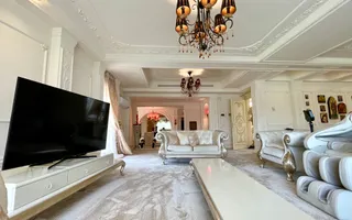 Impressive Villa *1500 SQM usable* 2613 SQM land / Open to the lake - Poză 29