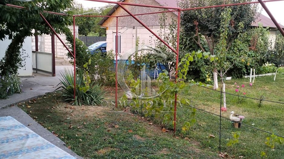 Casa si teren 970mp in comuna Costesti/BZ ~ constructie 2013 - Poză 56