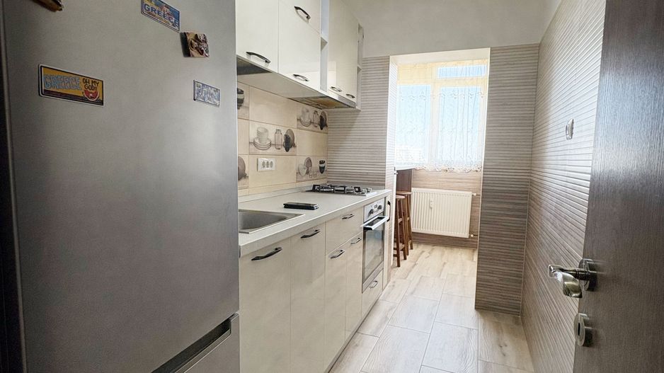 Garsonieră decomandata Titan – 1 Decembrie 1918, renovată, mobilata - Poză 8