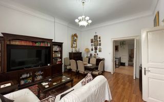 Apartament spectaculos de 4 camere într-o vilă cu farmec istoric pta Victoriei - Poză 4