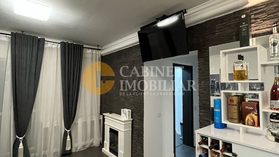 Apartament 3 camere - Etaj Intermediar - Poză 2