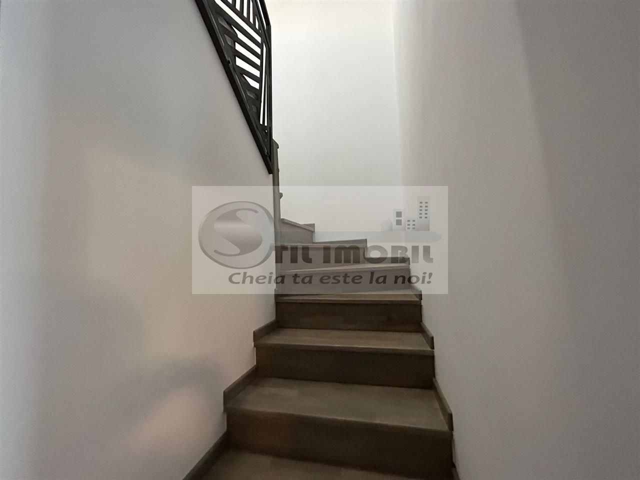 Vila duplex 4 camere la 3 minute de Bellaria - Poză 9