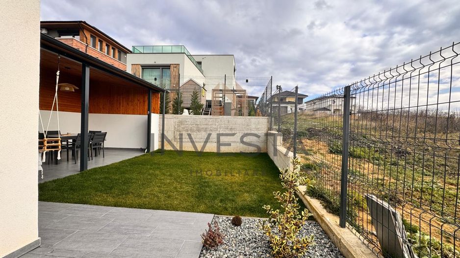 Duplex ultrafinisat panorama de vis cartier Voronet - Poză 18