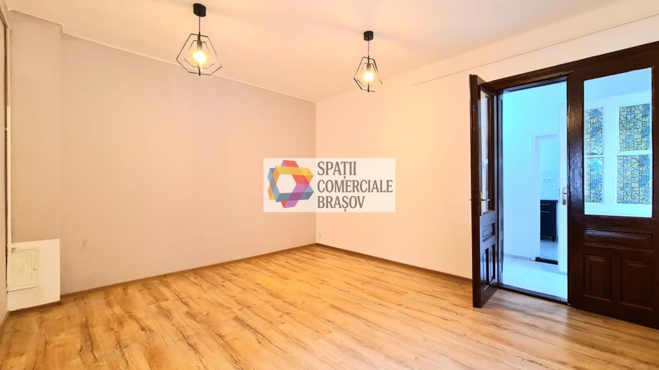 Spatiu birouri de închiriat Brasov - 140 mp # spatii-comerciale-brasov.ro - Poză 1