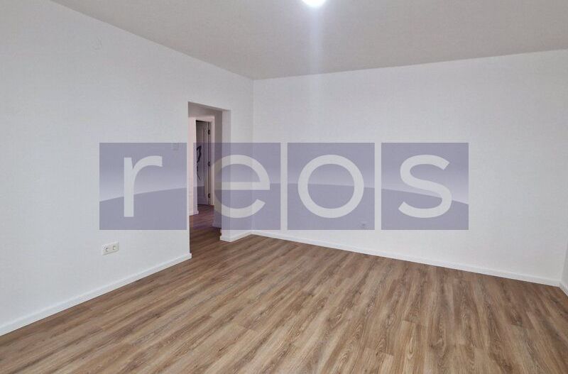 VANZARE 3 CAMERE | DECOMANDAT- VEDERE MIXTA |  ZONA NERVA TRAIAN - Poză 3