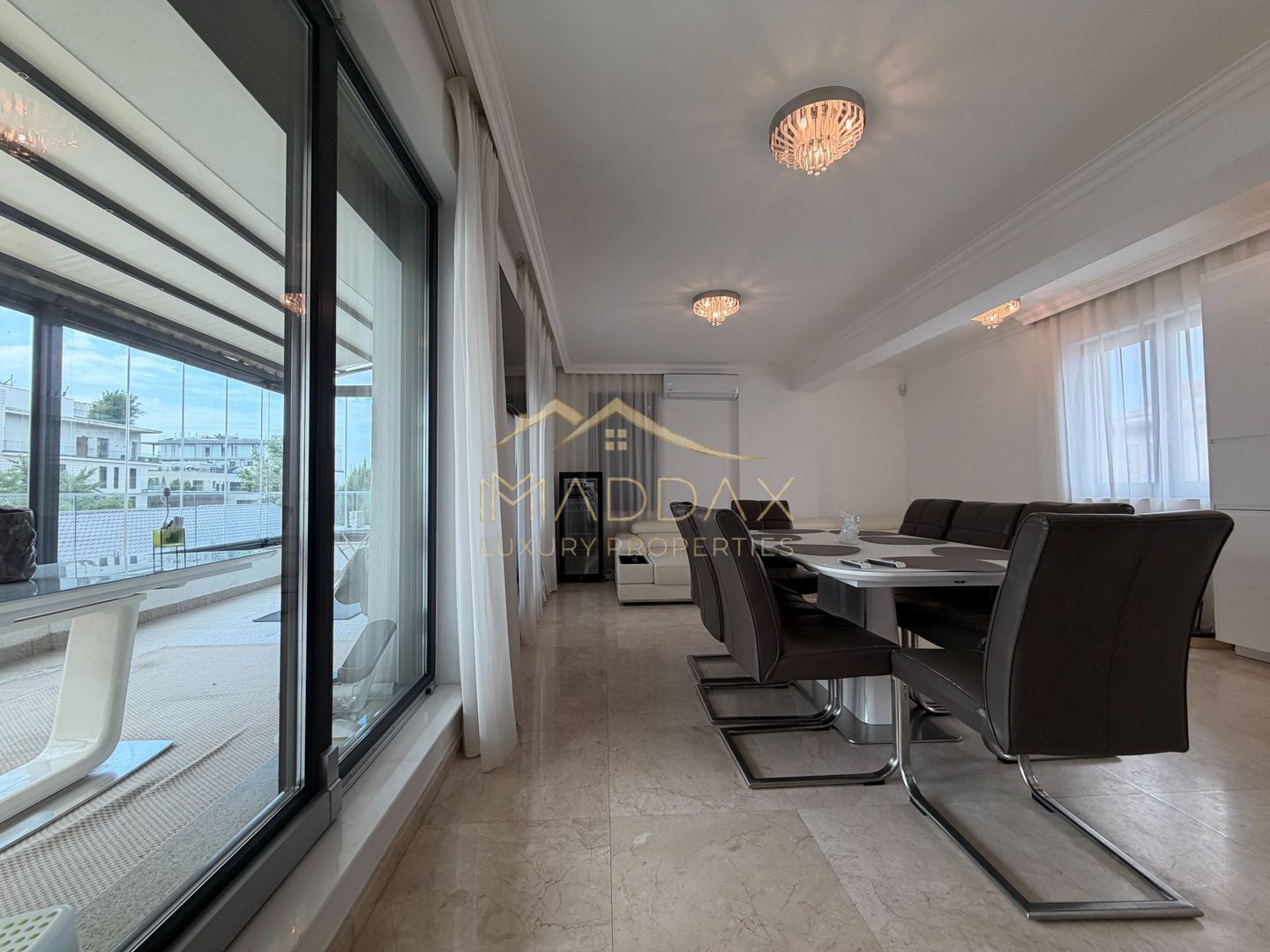 Apartament de tip Duplex 6 camere *250mp* + 2 Garaje // Herastrau - Poză 35