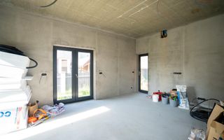 Casa in Oradea 2 dormitoare 2 bai garaj - Poză 13