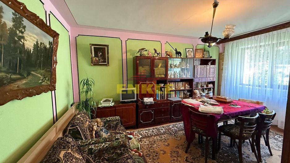 De vânzare apartament cu  3 camere, decomandat, zona Primaverii - Poză 7