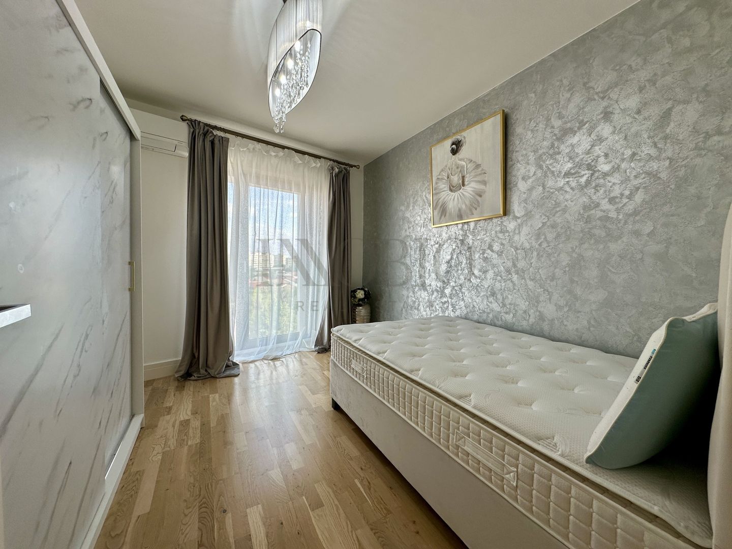 Apartament 3 Camere | 102 The Address | Loc de Parcare - Poză 11