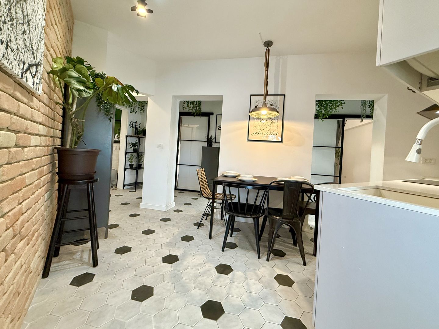 Apartament cu 3 camere, vedere spectaculoasă spre Parcul Botanic - Poză 9