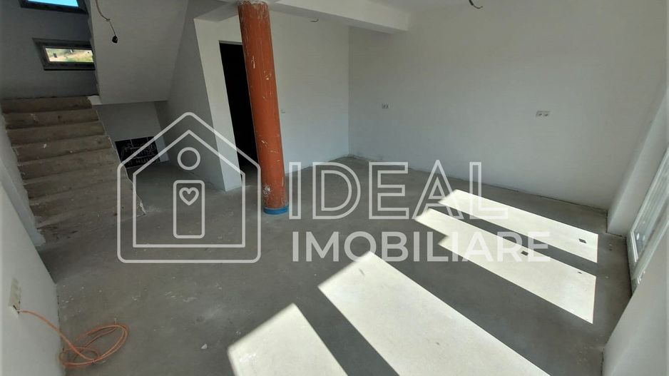 Casa Individuala Moderna cu 4 camere  si garaj, in Sura Mare - Poză 11