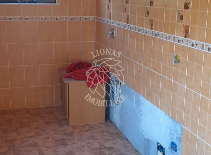 Casa 5 camere 183 mp-teren 2135 mp-garaj- Posmus, Com. Sieu - Poză 9