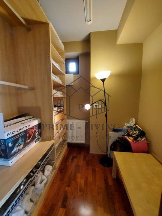 APARTAMENT CU 3 CAMERE, ULTRA-CENTRAL SI FOARTE SPATIOS LA VANZARE - Poză 10