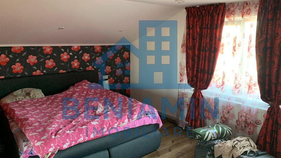 Casă spațioasă P+M de vânzare cartier Bordei - Poză 3