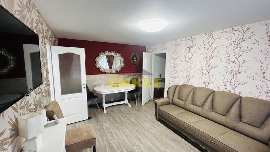 De inchiriat apartament 2 camere, zona Pietonalul Unirii. Pret 400€ - Poză 2