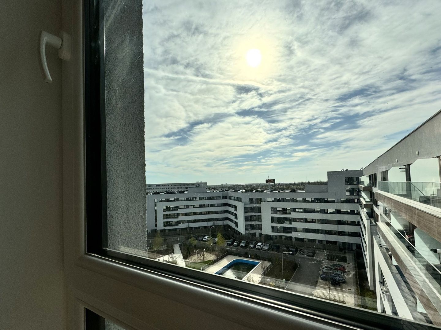 Apartament 3 camere Zona Mall Colosseum-Lacul Străulești - Poză 8