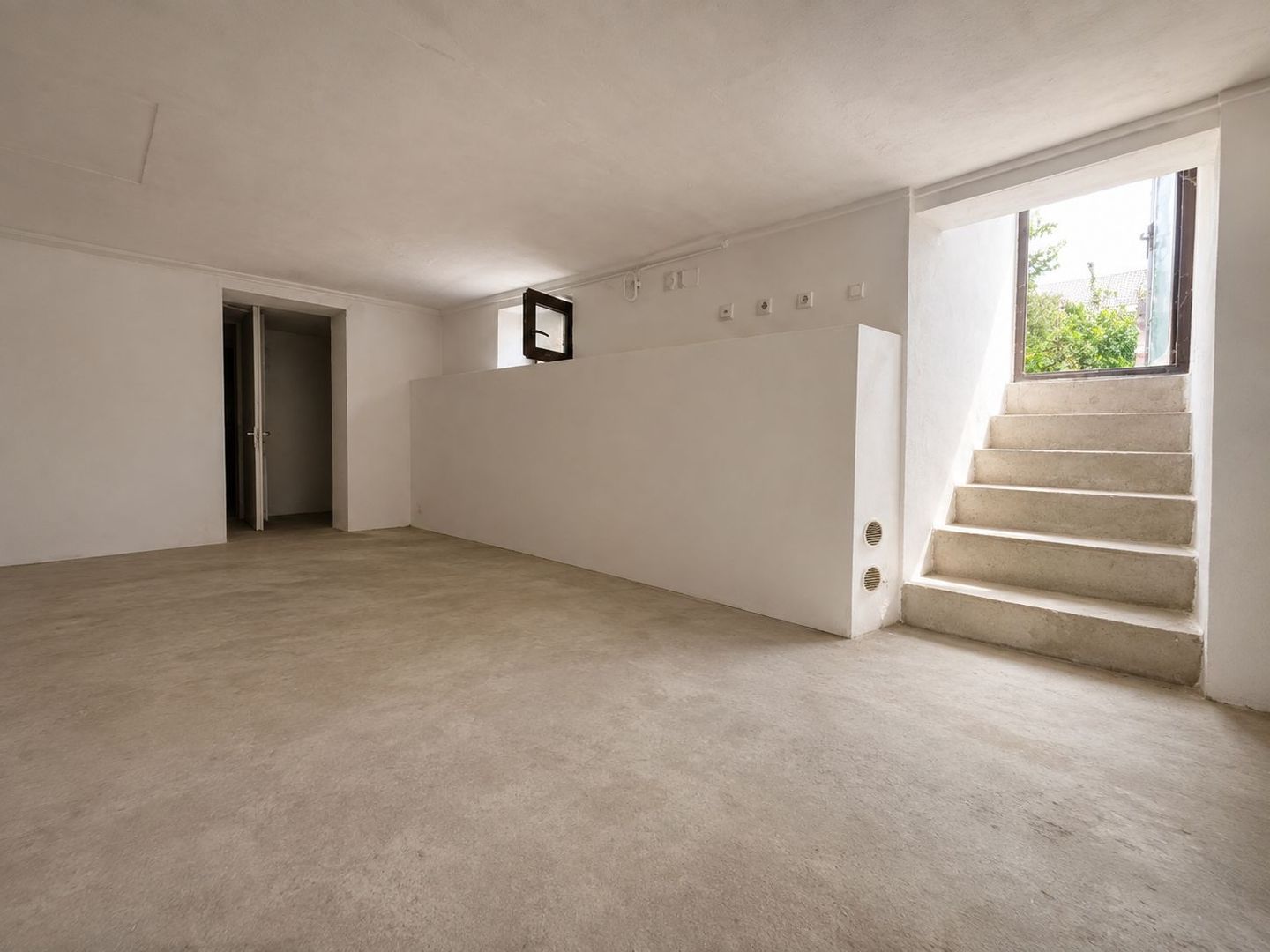 Casă recent renovată în cartierul Pârneava –Arad•400 mp teren•Oituz - Poză 10