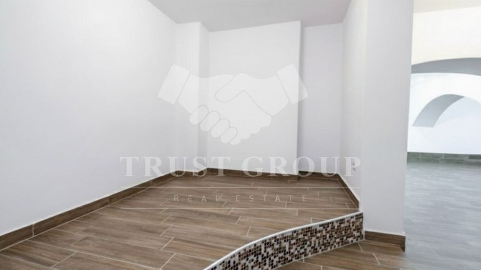 Casa boiereasca renovata Unirii | Curte 70mp | D+P+Pod - Poză 11