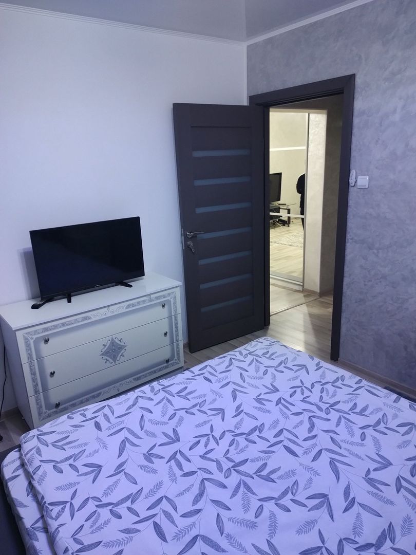APARTAMENT 3 CAMERE – MICRO 17 – RENOVAT – ETAJ 3/4 – 64 MP - Poză 5