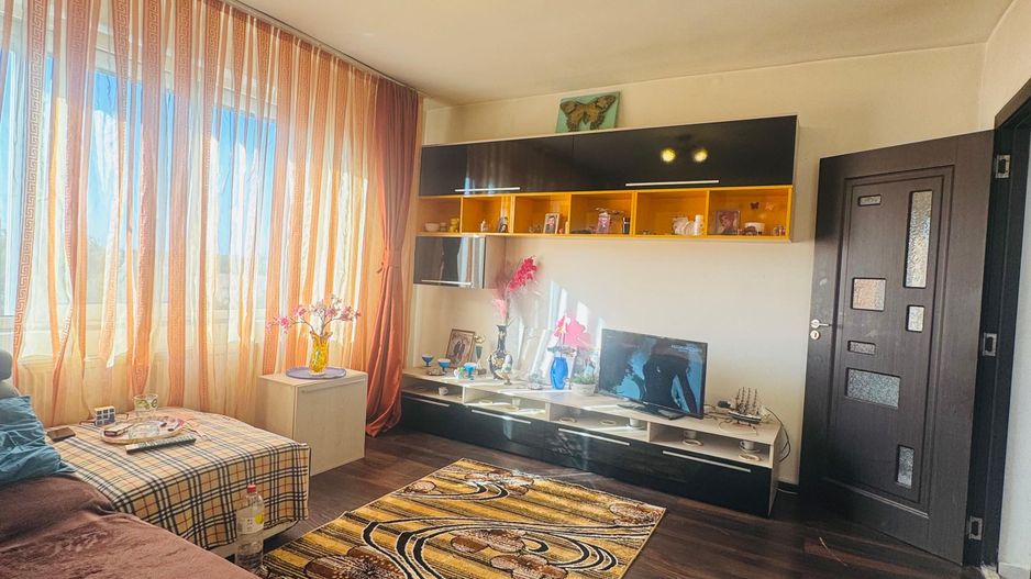 Apartament 3 camere renovat la 30 de Km de Oradea - Poză 2
